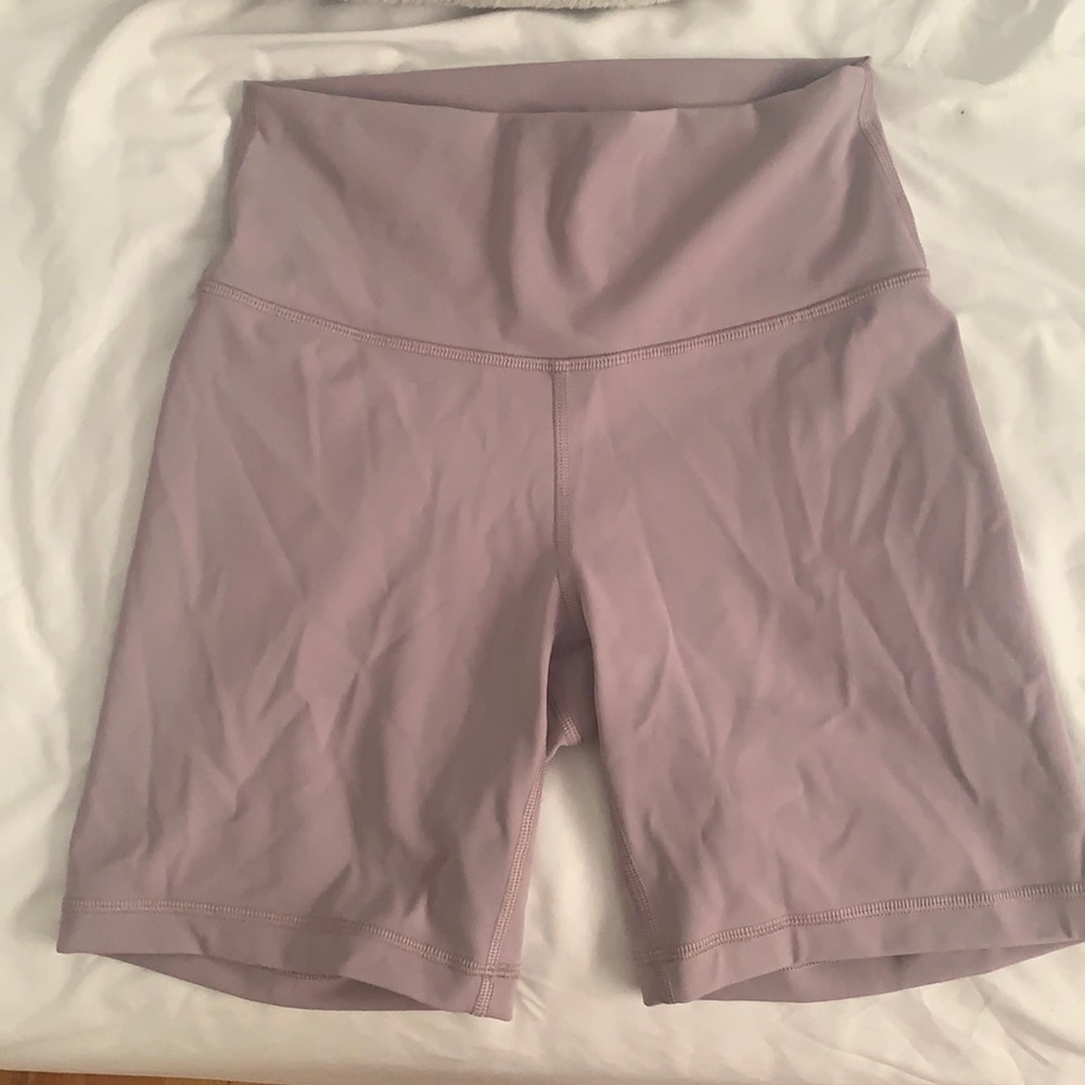 aritzia TNA bike shorts